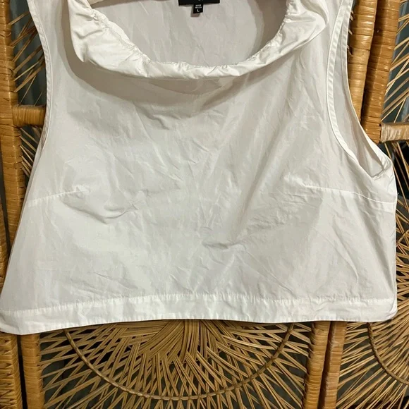Sun Kim structural White Sleeveless Top - Picture 3 of 3